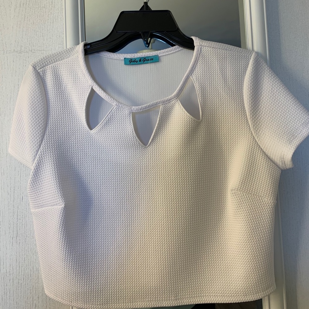 White crop top